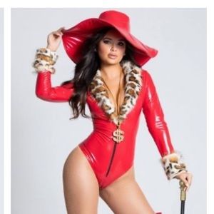 YANDY Red Bodysuit with Leopard Faux Fur